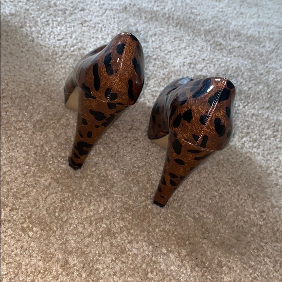 High heels - Picture 3 of 3